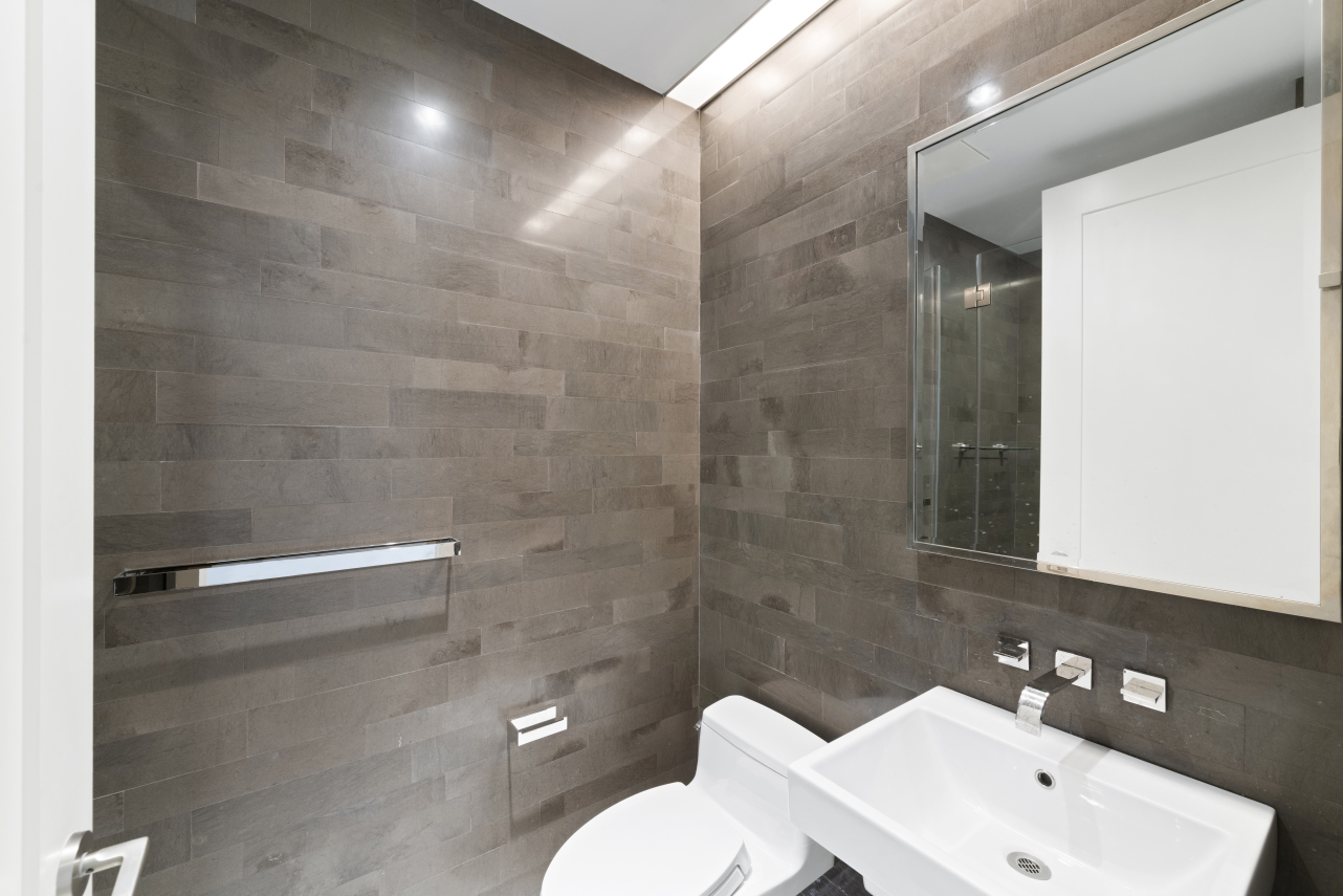 32 West 18th Street, Unit 11A Manhattan, NY 10011 - Photo 18 of 26