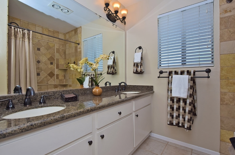 802 Hitching Post Road Vista, CA 92081 - Photo 15 of 25