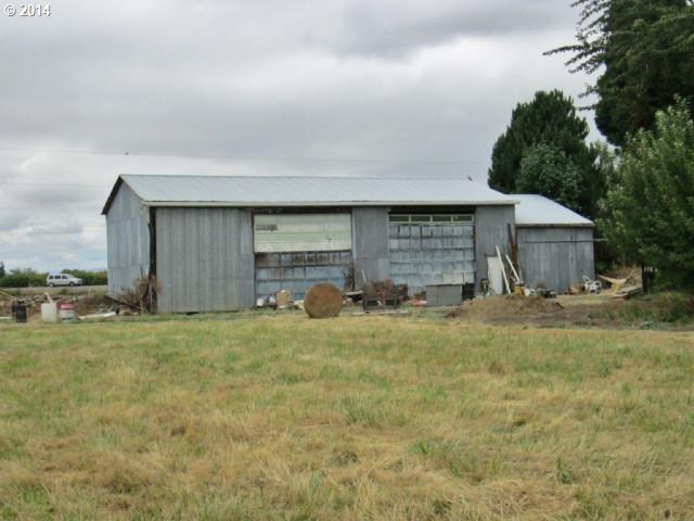 17146 Edwin Road Northeast Woodburn, OR 97071 - Photo 10 of 14 Gallery Image 10