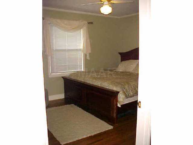324 Fernway Road Memphis, TN 38117 - Photo 5 of 10 Enough room in the master bedroom for a king sized bed!