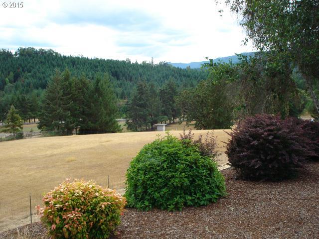 5939 Melqua Road Roseburg, OR 97471 - Photo 10 of 16 Gallery Image 10