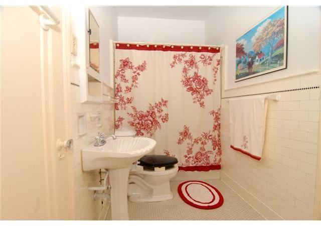 2992 Alton Road Miami Beach, FL 33140 - Photo 8 of 19
