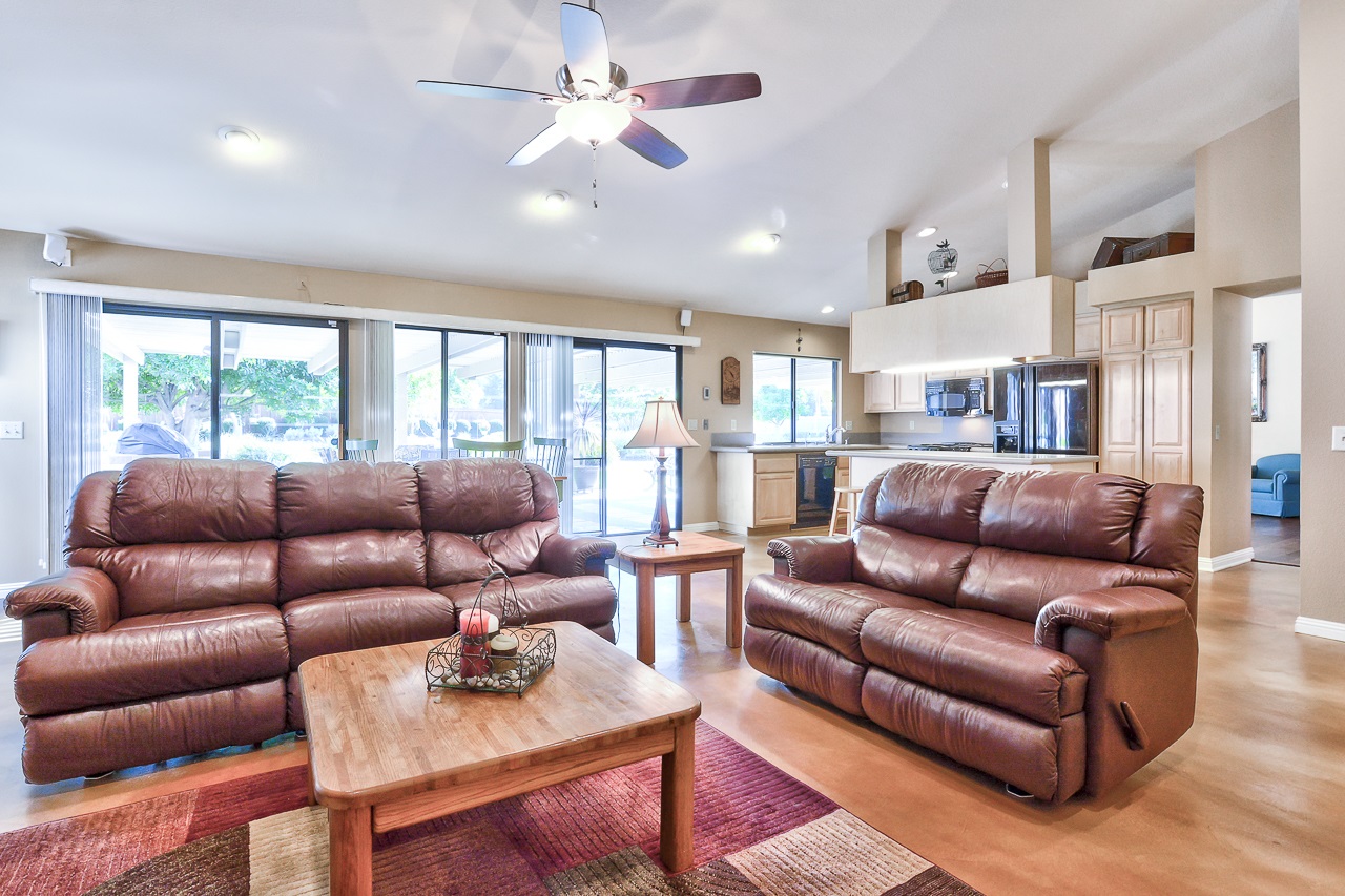 14013 Blue Ridge Trail Poway, CA 92064 - Photo 11 of 25