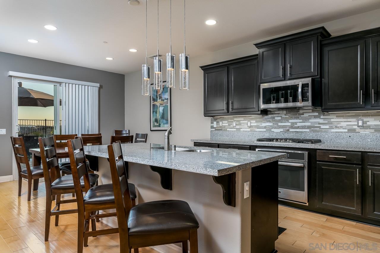 1014 Bellingham Drive Oceanside, CA 92057 - Photo 10 of 25