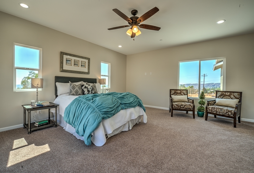 2631 Roca Verde Lane Spring Valley, CA 91977 - Photo 14 of 24 Gallery Image 14