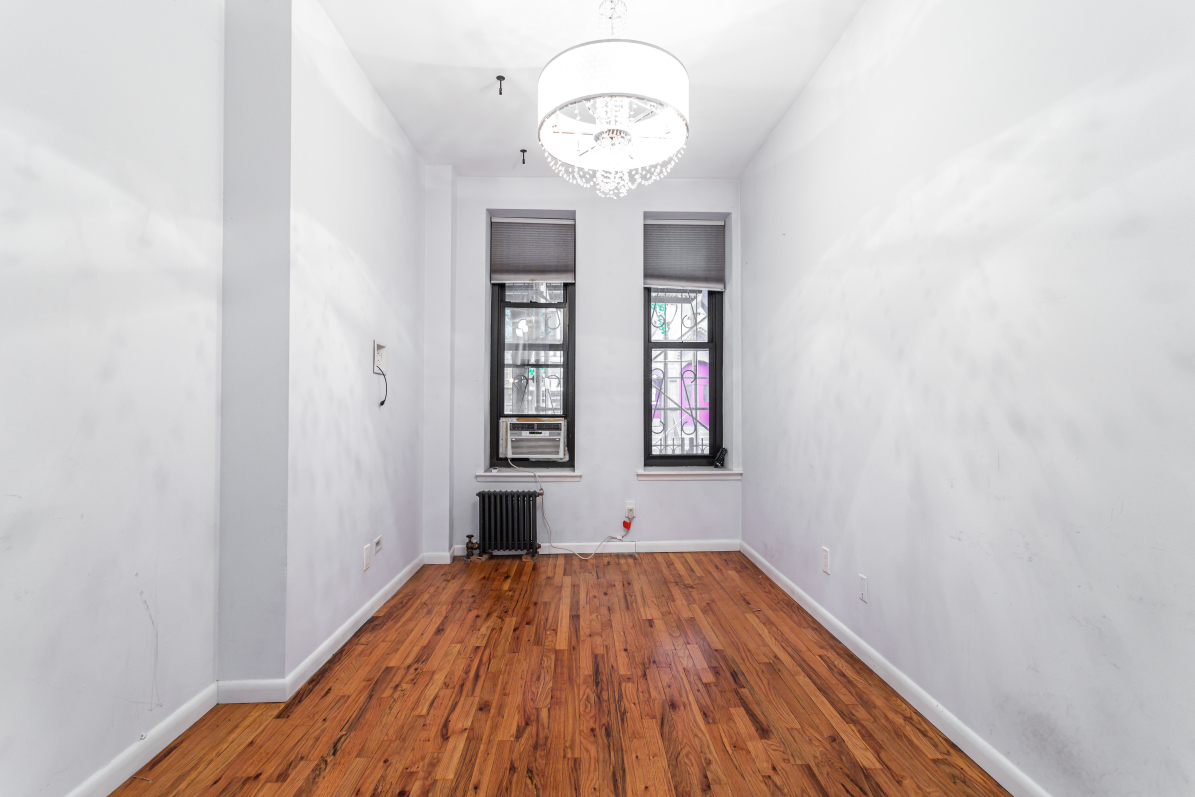 418 West 46th Street, Unit 1A Manhattan, NY 10036 - Photo 4 of 11