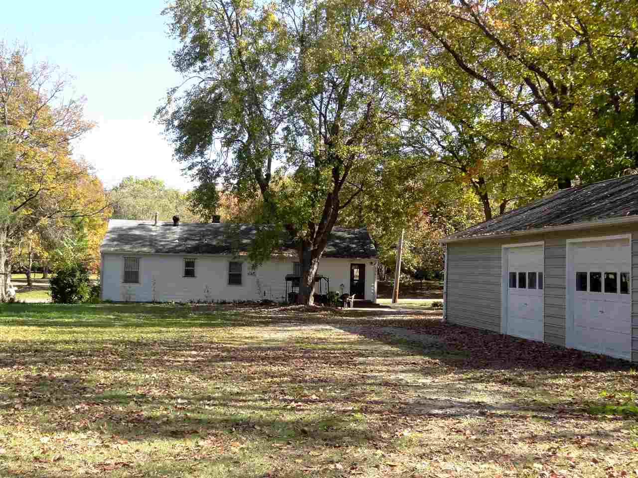 6833 Raleigh Lagrange Road Memphis, TN 38134 - Photo 2 of 20