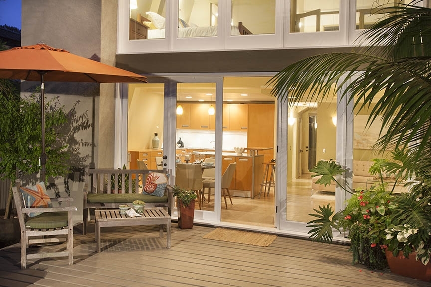 549 Rimini Road Del Mar, CA 92014 - Photo 3 of 25