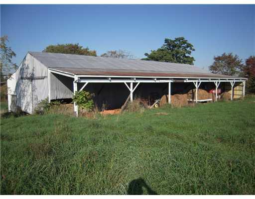 168 Harkins Mill Road Rochester, PA 15074 - Photo 5 of 18