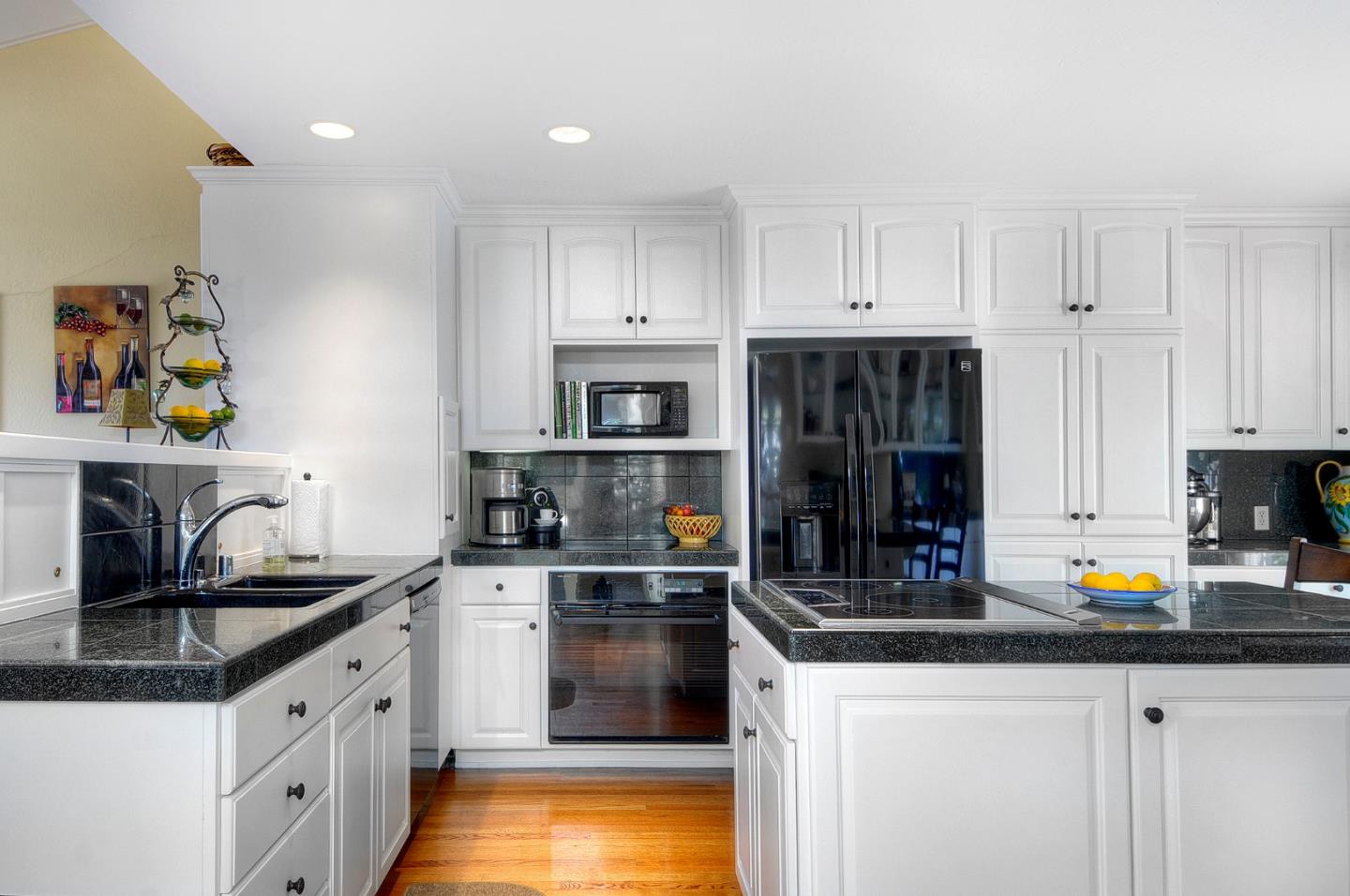 3236 Upper Lock Avenue Belmont, CA 94002 - Photo 2 of 32