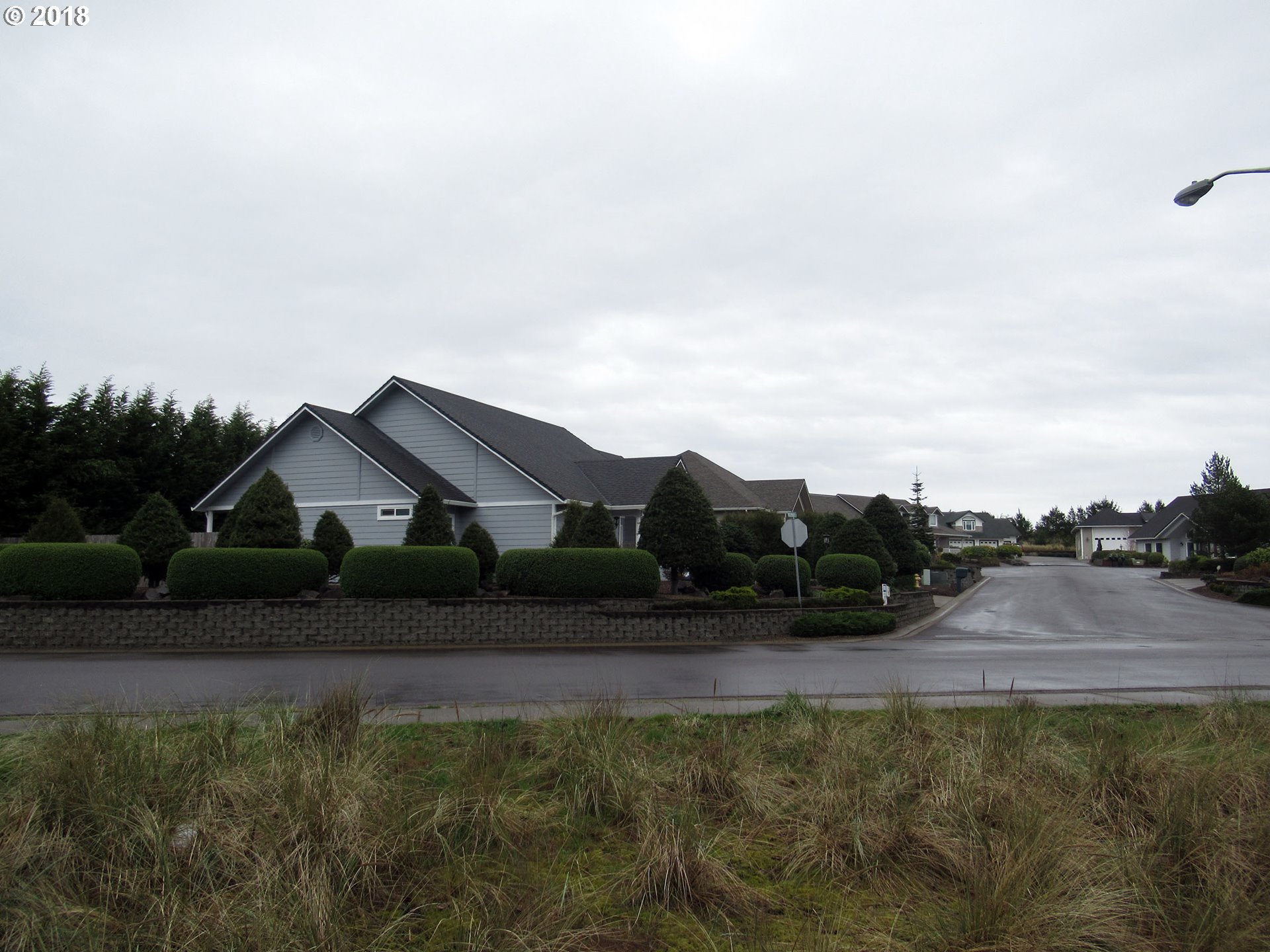 Willow Loop East, Unit 64 Florence, OR 97439 - Photo 6 of 12 Gallery Image 6