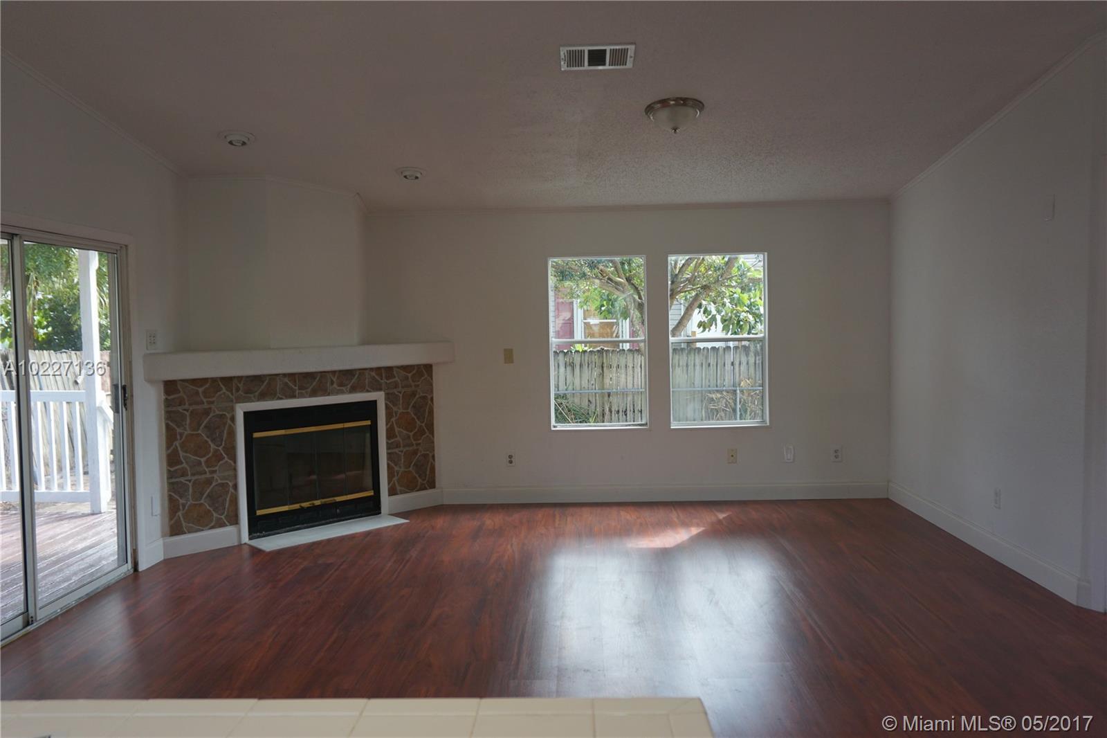 22850 Cascade Road Boca Raton, FL 33428 - Photo 7 of 16
