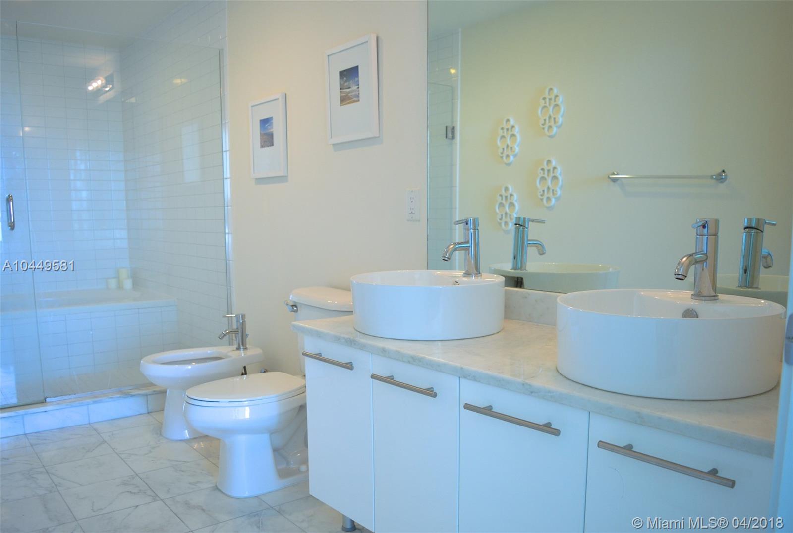 888 Biscayne Boulevard, Unit 2802 Miami, FL 33132 - Photo 9 of 21