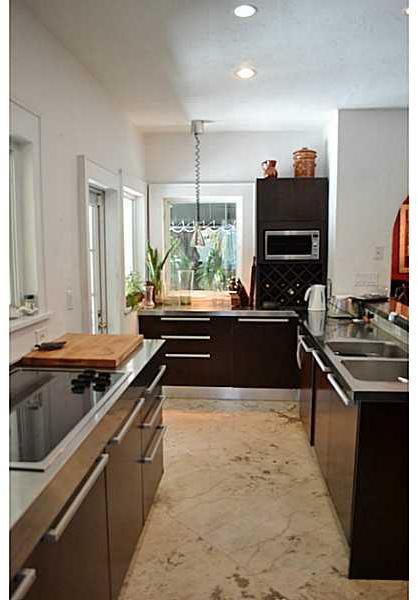3083 North Bay Road Miami Beach, FL 33140 - Photo 4 of 18