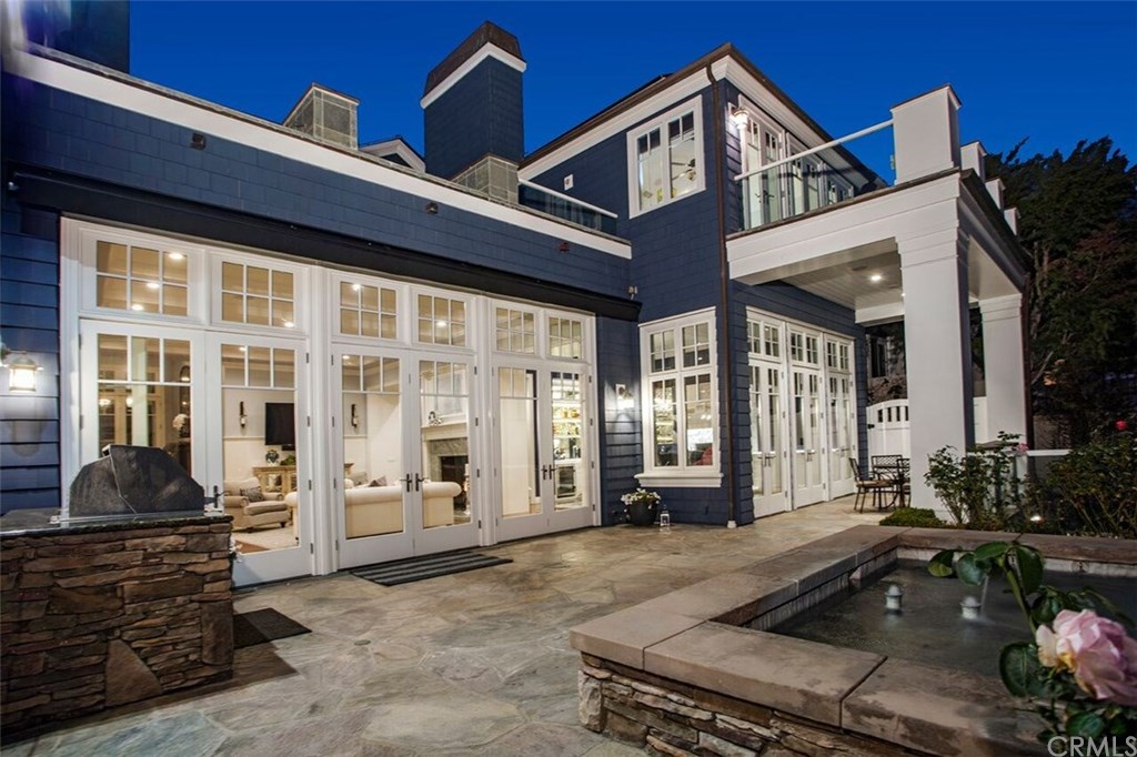 311 Kings Road Newport Beach, CA 92663 - Photo 2 of 50