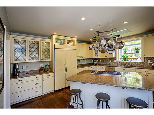 531 Warren Road San Mateo, CA 94402 - Photo 9 of 25 Gallery Image 9