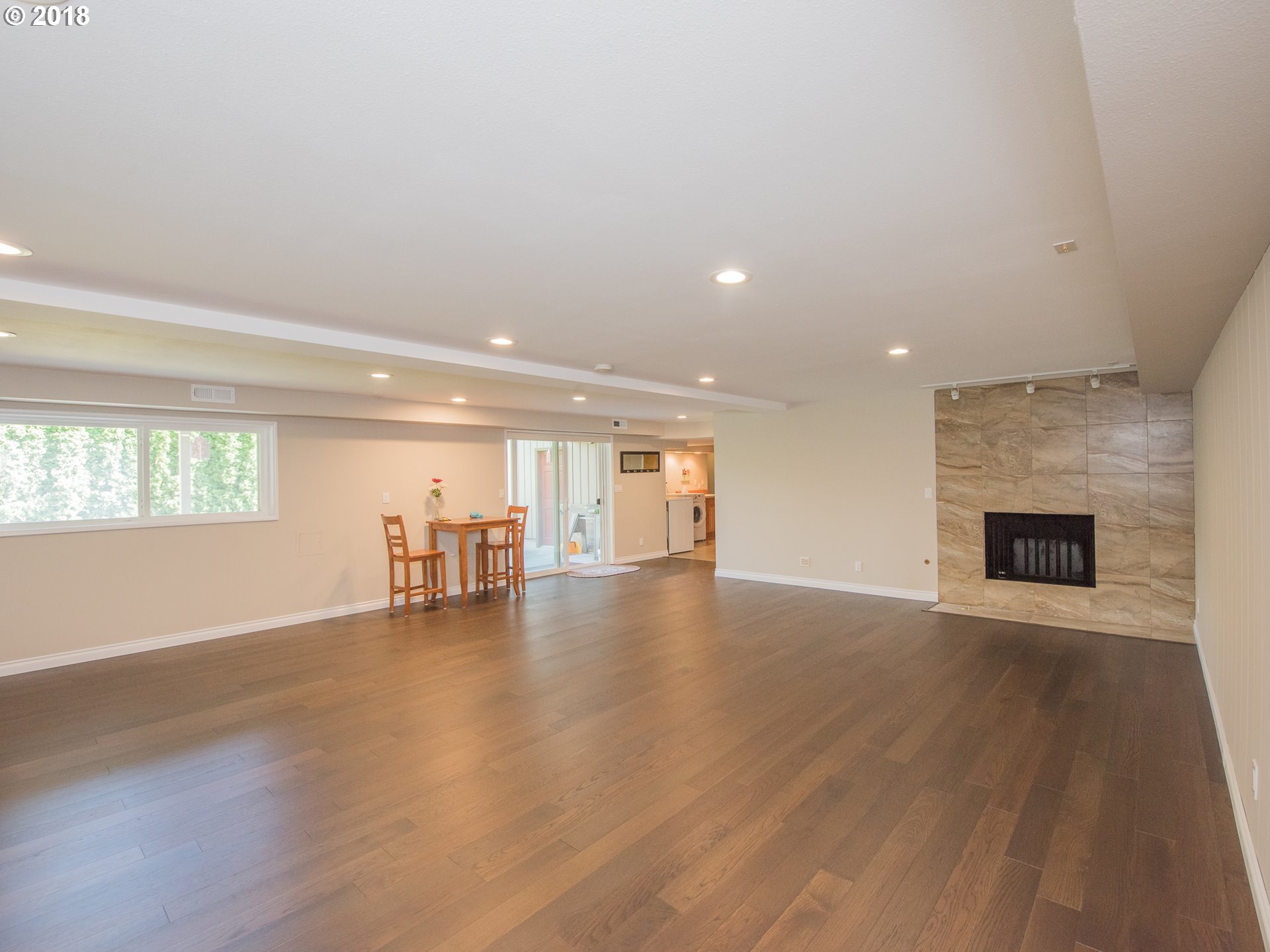 4515 Southwest Cameron Road Portland, OR 97221 - Photo 21 of 30 Gallery Image 21