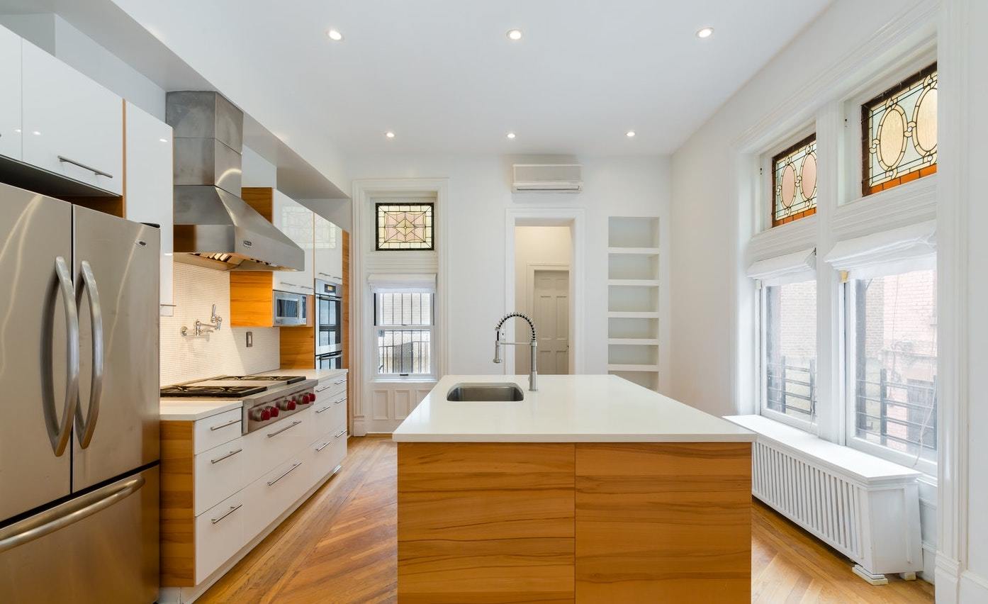 282 Dekalb Avenue, Unit Undisclosed Brooklyn, NY 11205 - Photo 2 of 9