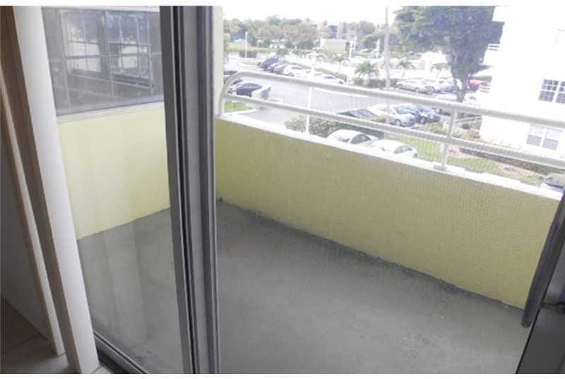 10755 Southwest 108th Avenue, Unit 301 Miami, FL 33176 - Photo 12 of 13