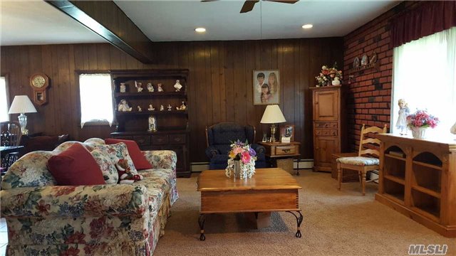 4 Blacksmith Road Levittown, NY 11756 - Photo 6 of 9