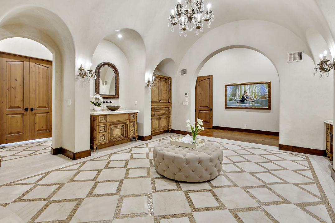 7915 Escala Drive Austin, TX 78735 - Photo 18 of 52