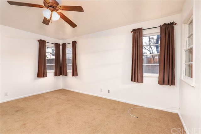 4726 West Ave L12 Lancaster, CA 93536 - Photo 15 of 34