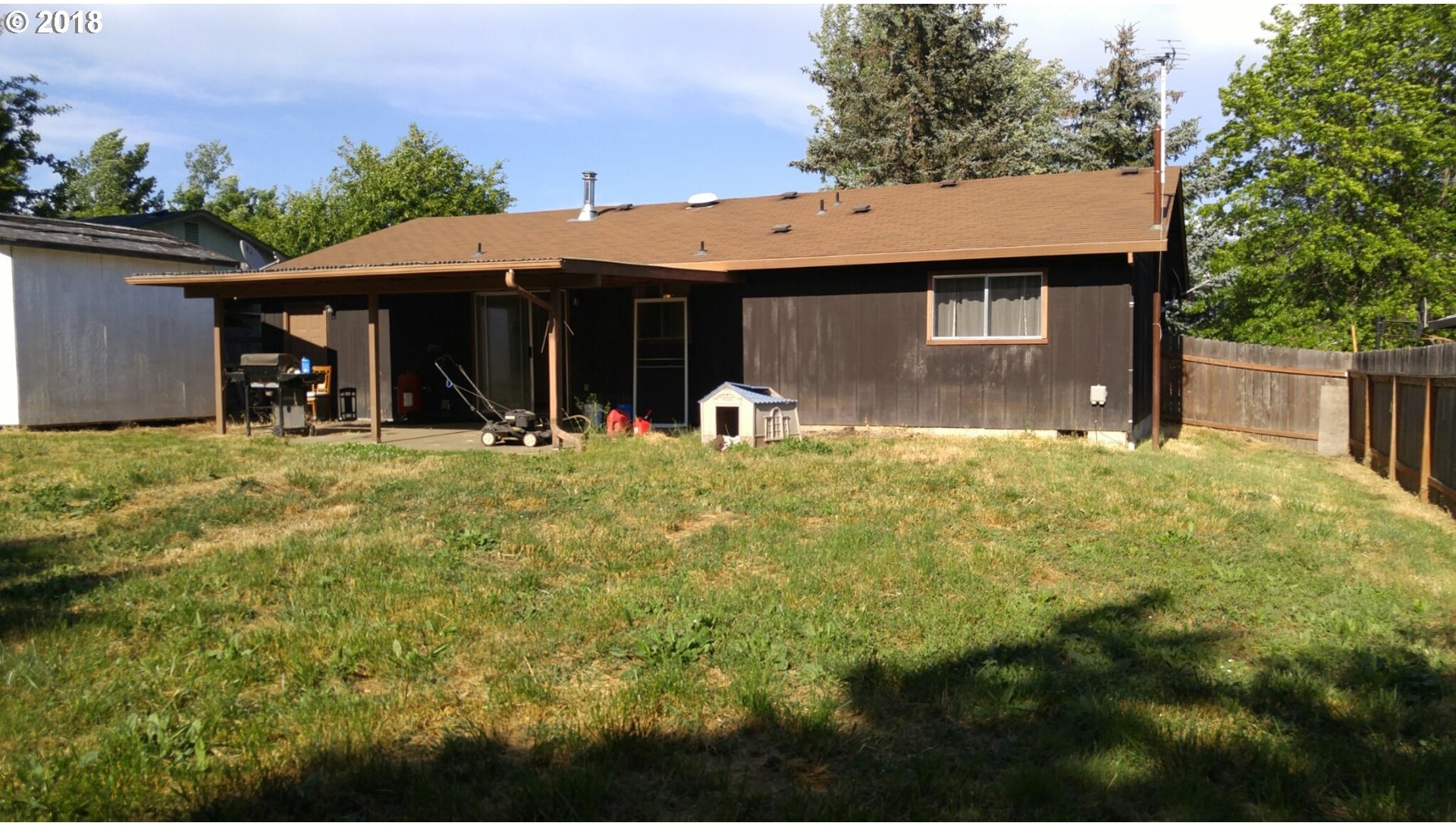 565 Corona Loop Road Roseburg, OR 97471 - Photo 9 of 10 Gallery Image 9