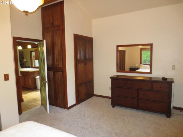 35412 Stackpole Road Oysterville, WA 98641 - Photo 6 of 15 Gallery Image 6