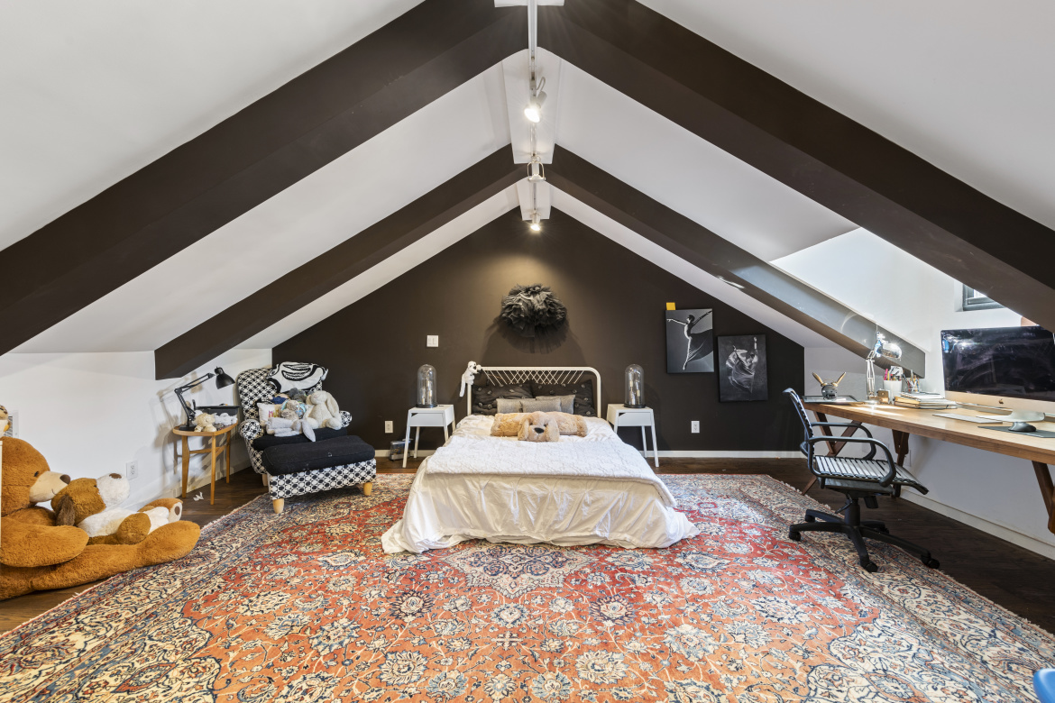 210 West 16th Street, Unit PH Manhattan, NY 10011 - Photo 9 of 13