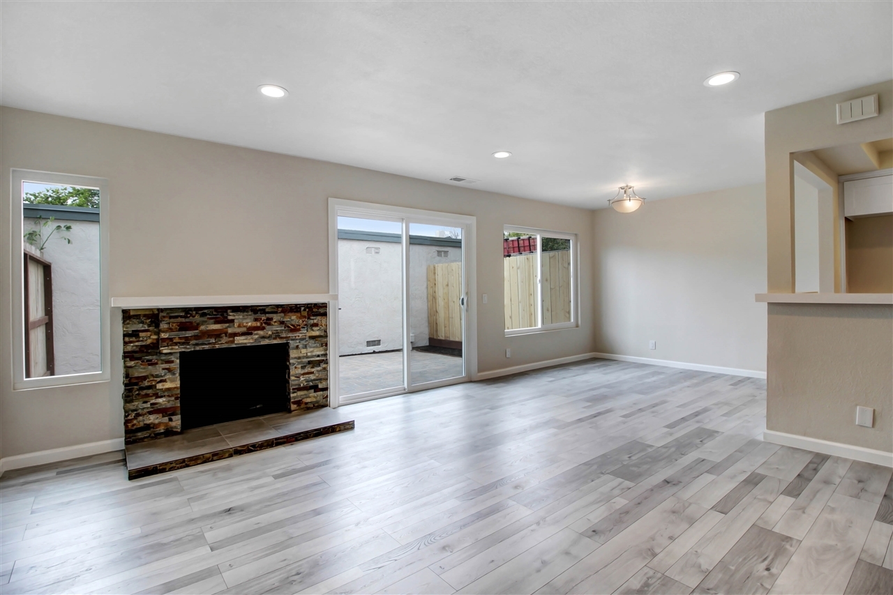 1961 Country Grove Lane Encinitas, CA 92024 - Photo 3 of 17