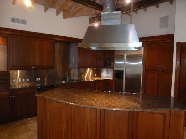 4500 Lake Road Miami, FL 33137 - Photo 10 of 25