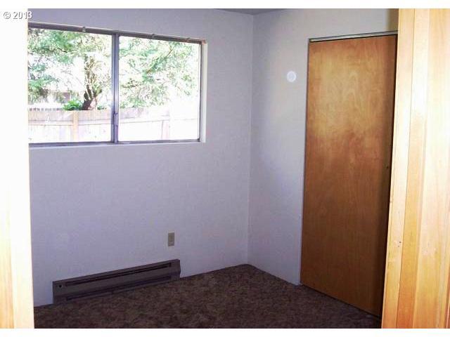 7016 Southwest Garden Home Road Portland, OR 97223 - Photo 8 of 14 Gallery Image 8