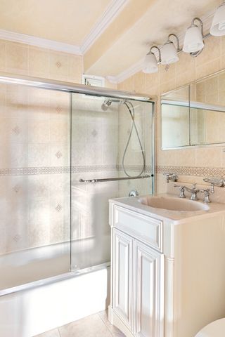 $995,000 | 122 Ashland Place, Unit 8H | Downtown Brooklyn