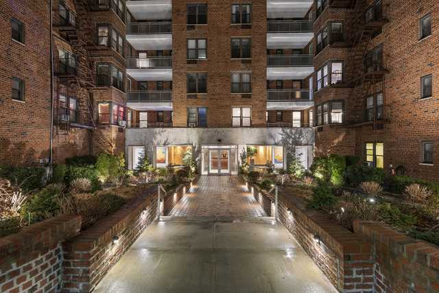 9511 Shore Road, Unit 503 Brooklyn, NY 11209 - Photo 18 of 28