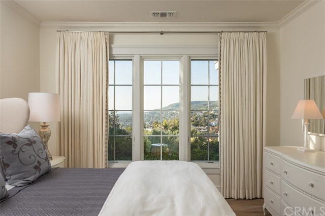 745 Buena Vista Way Laguna Beach, CA 92651 - Photo 17 of 21