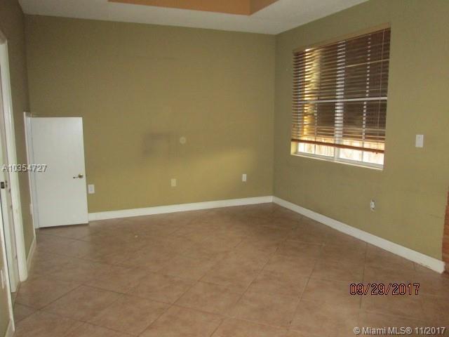 15244 Southwest 9th Way, Unit 15244 Miami, FL 33194 - Photo 6 of 14