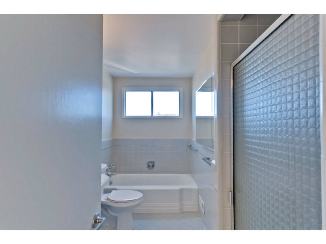 293 Palisades Drive Daly City, CA 94015 - Photo 15 of 25