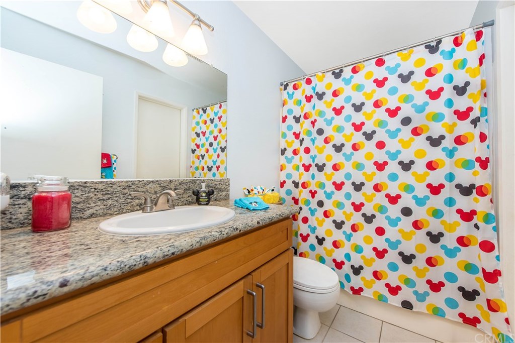 131 Remington, Unit 239 Irvine, CA 92620 - Photo 26 of 36 The hall bath also has direct access to the secondary bedroom!