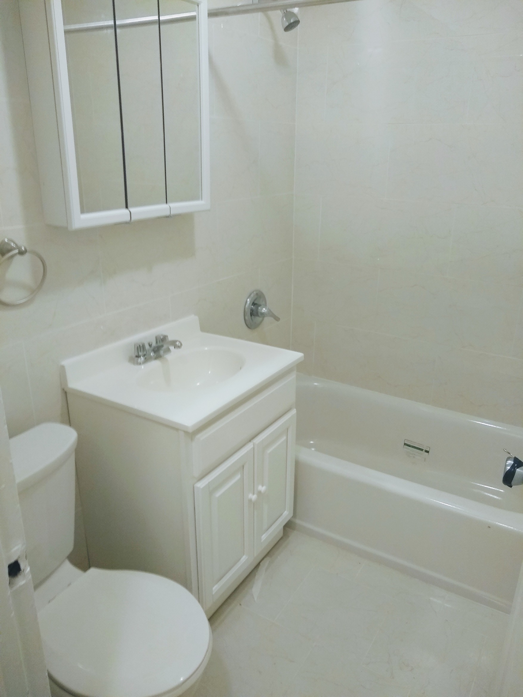 2112 Starling Avenue, Unit 2G Bronx, NY 10462 - Photo 5 of 6