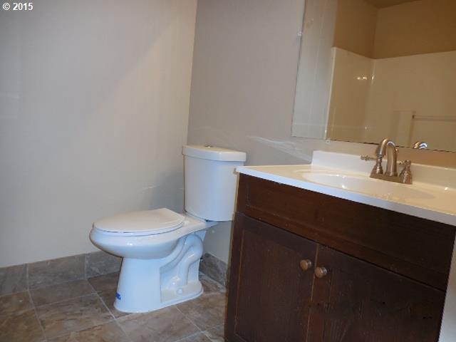 12602 Northwest Barnes Road, Unit 41 Portland, OR 97229 - Photo 8 of 11 Gallery Image 8
