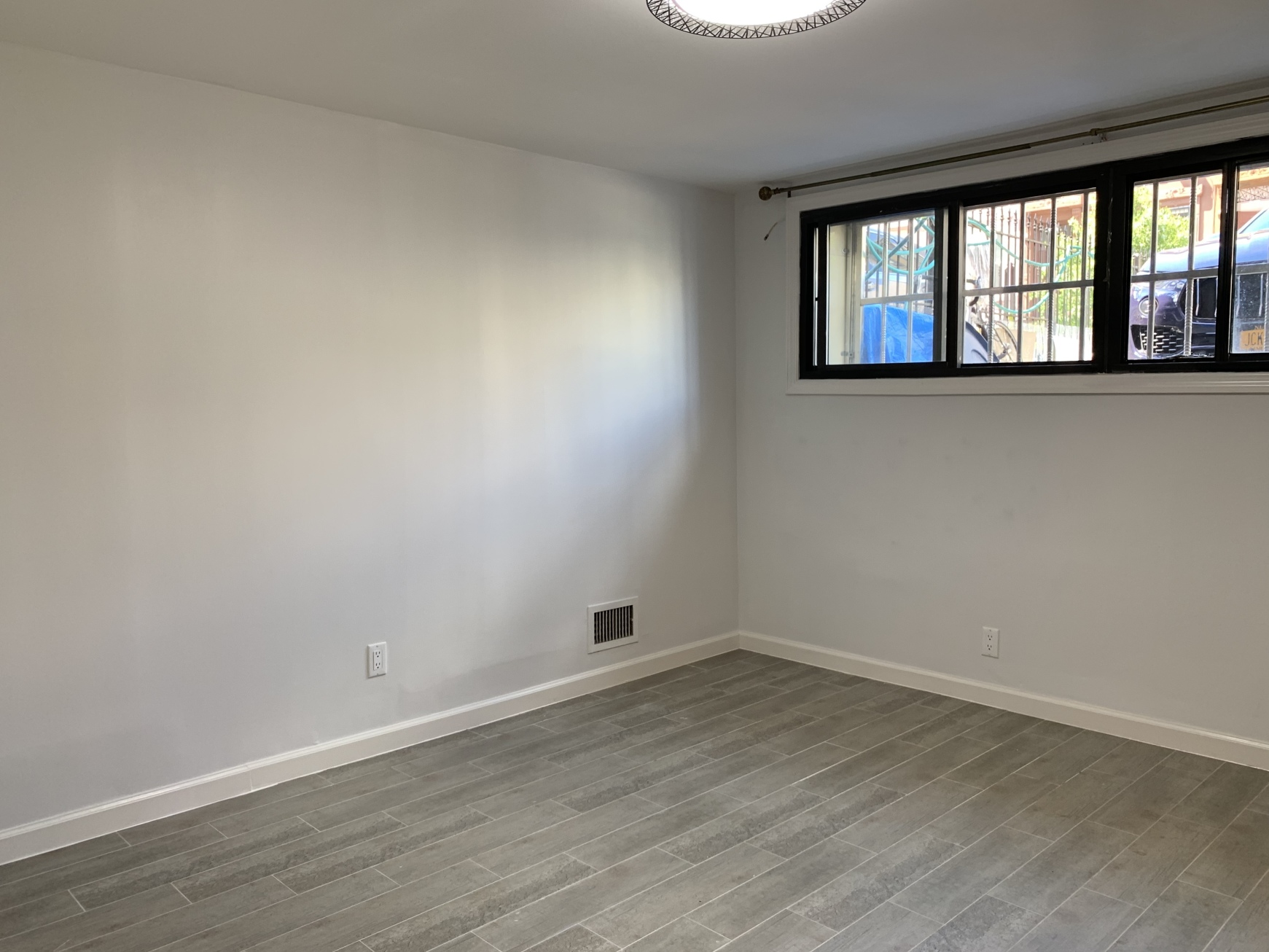 818 Willoughby Avenue, Unit 1 Brooklyn, NY 11206 - Photo 7 of 8