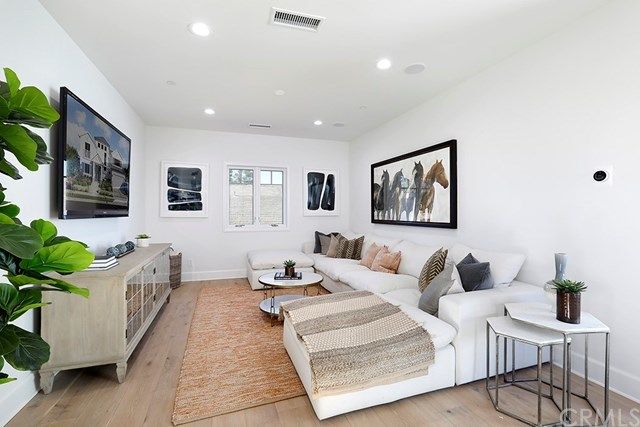 $3,550,000 | 2320 Port Aberdeen Place, Newport Beach, CA 92660