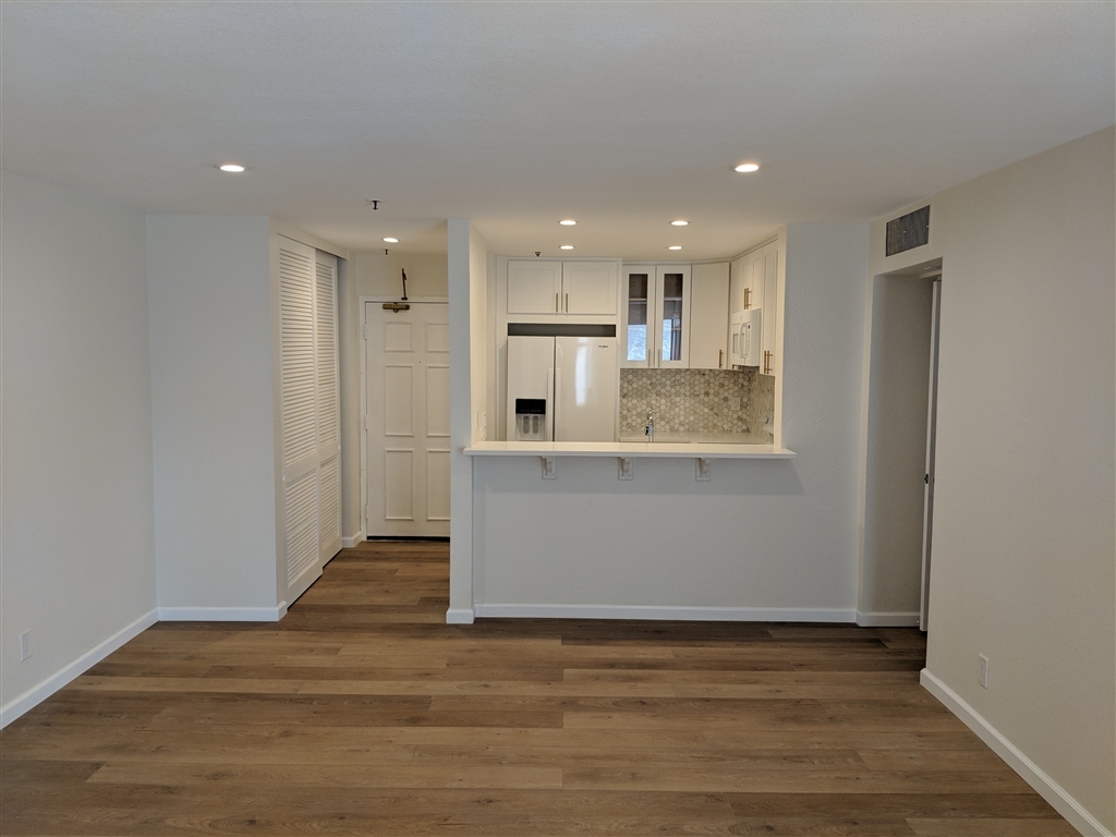 5645 Friars Road, Unit 378 San Diego, CA 92110 - Photo 1 of 10