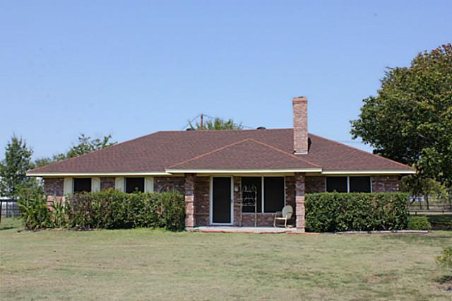 1826 Boyce Road Waxahachie, TX 75165 - Photo 1 of 1 Front of home