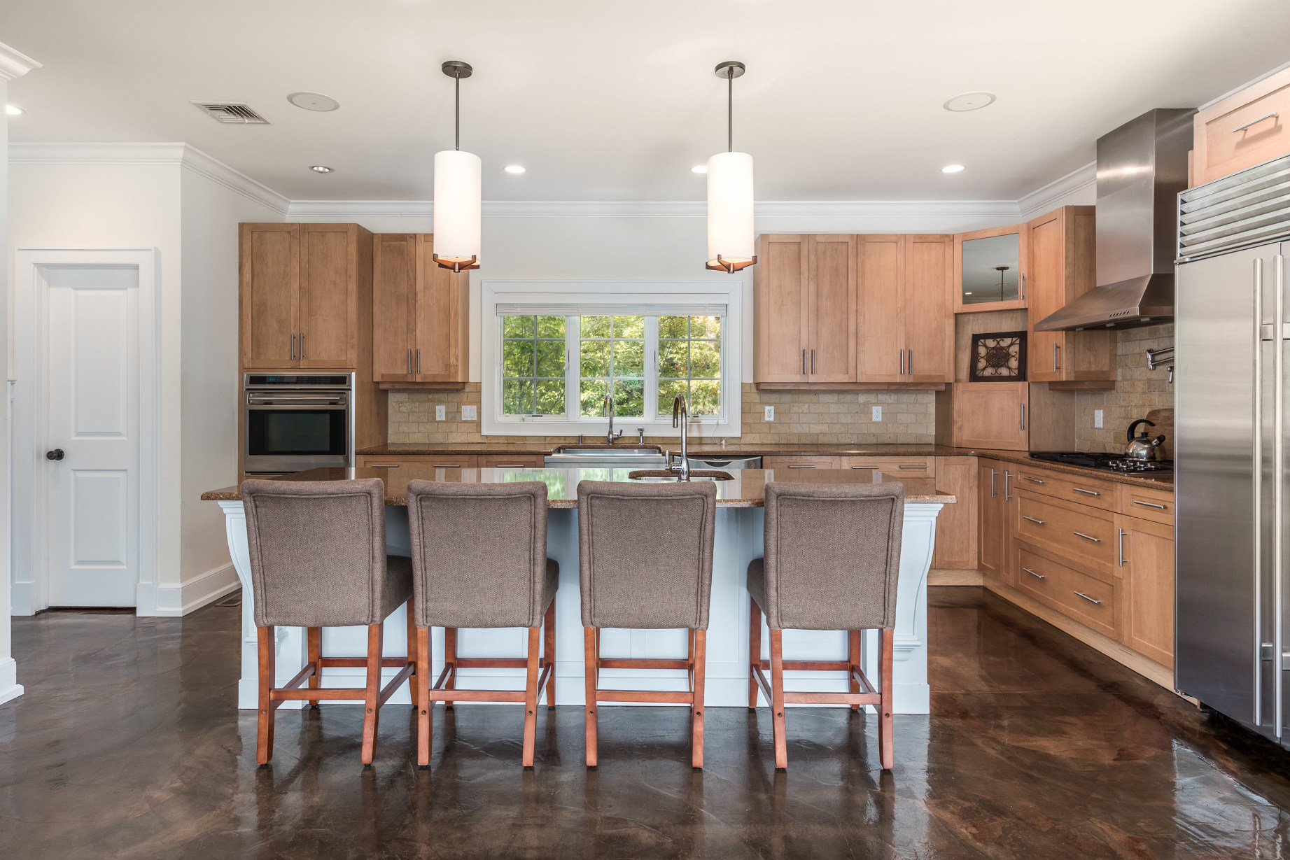 46 Winding Way East Hampton, NY 11937 - Photo 8 of 22