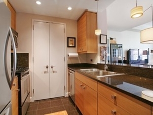 120 Riverside Boulevard, Unit 15D Manhattan, NY 10069 - Photo 3 of 5