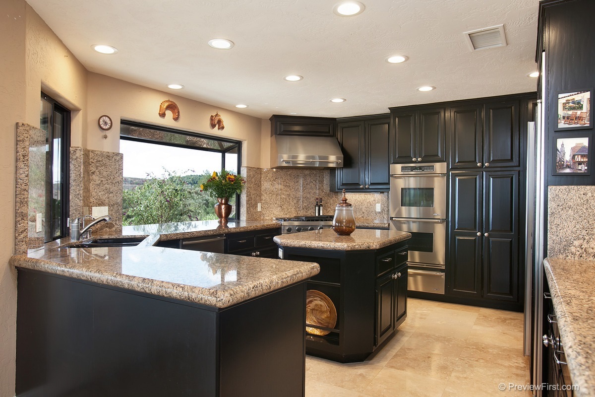 32 Rollingview Lane Fallbrook, CA 92028 - Photo 9 of 25