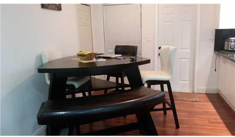 10270 Southwest 35th Street Miami, FL 33165 - Photo 8 of 11