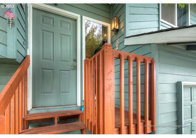 3874 Northeast Rene Avenue Gresham, OR 97030 - Photo 2 of 16 Gallery Image 2