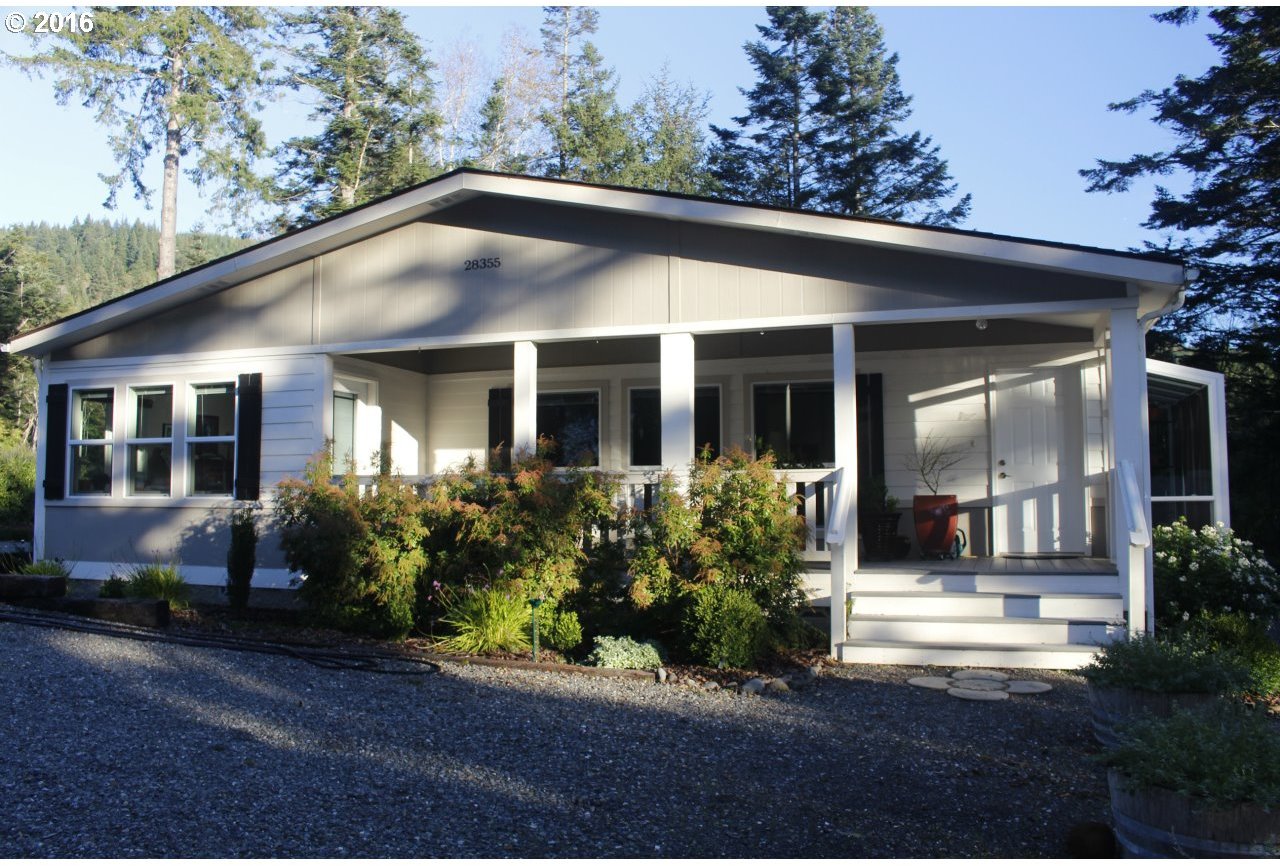 28355 Hunter Creek Heights Road Gold Beach, OR 97444 - Photo 1 of 26 Gallery Image 1
